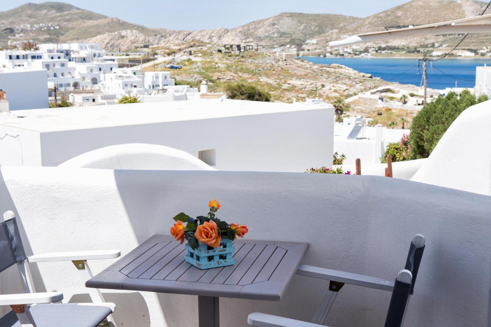 Yades - All Sea View Suites - Adults Only Naoussa Camera foto