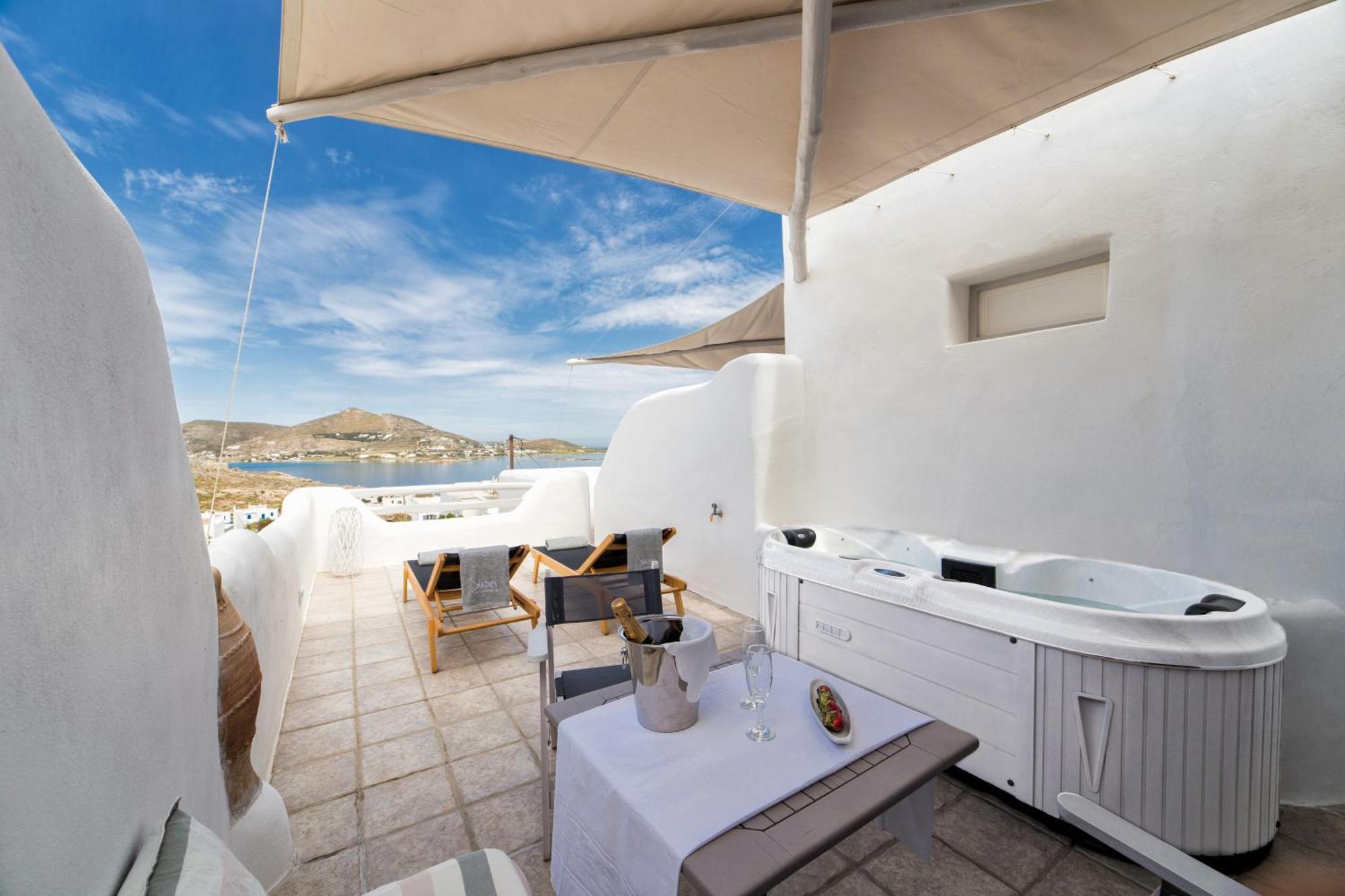 Yades - All Sea View Suites - Adults Only Naoussa Esterno foto