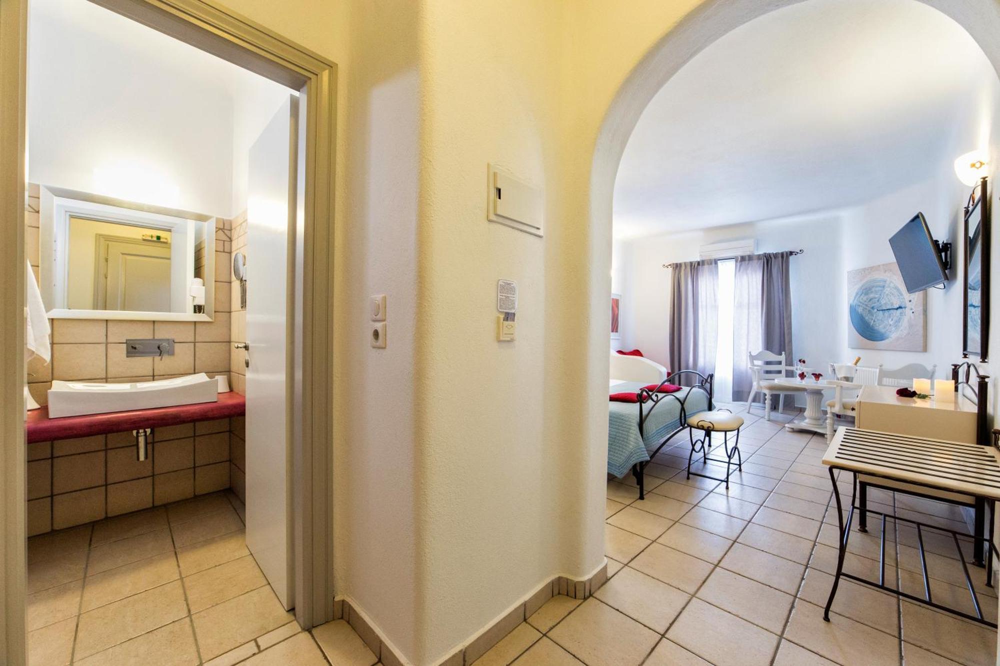 Yades - All Sea View Suites - Adults Only Naoussa Esterno foto