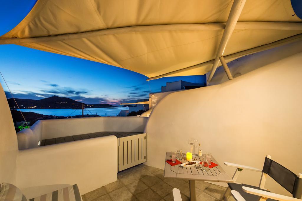 Yades - All Sea View Suites - Adults Only Naoussa Esterno foto
